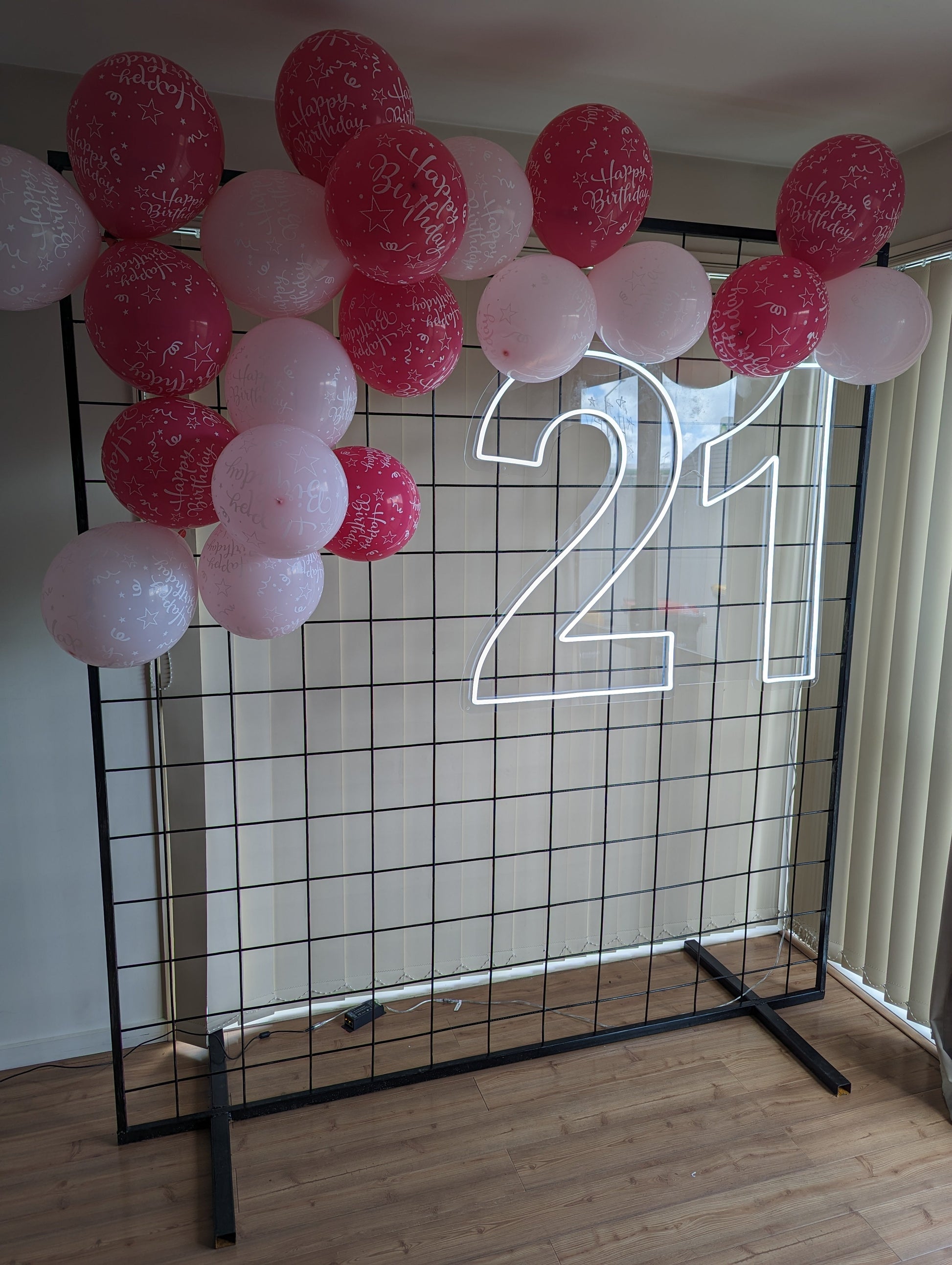 Rental: Stunning Neon 21st Birthday Sign Sohi NZ
